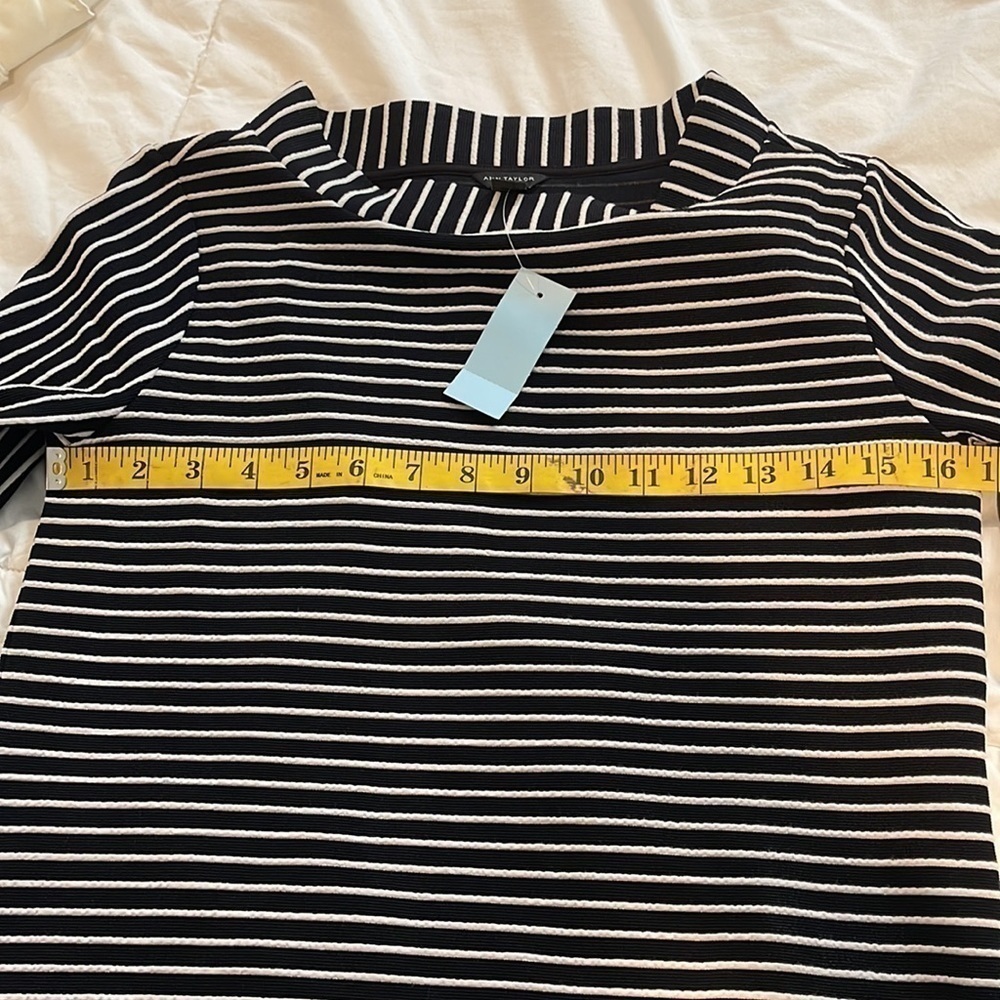 Ann Taylor 😜Final SALE 😜NWT black and white top - Picture 5 of 6